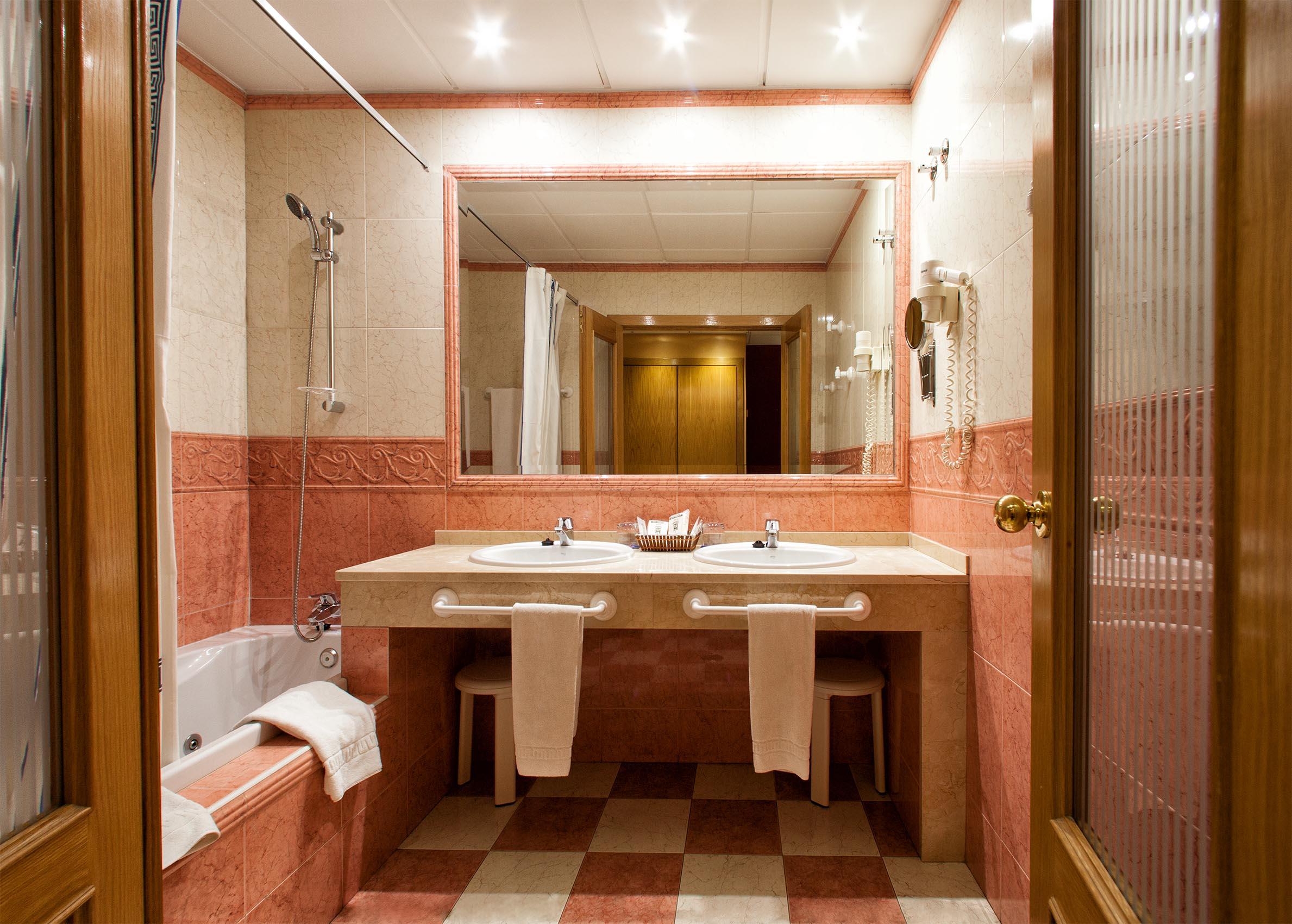 Hotel Torrepalma Алькала-ла-Реаль Экстерьер фото