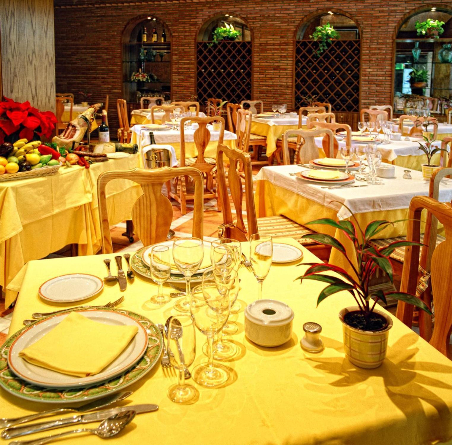 Hotel Torrepalma Алькала-ла-Реаль Экстерьер фото