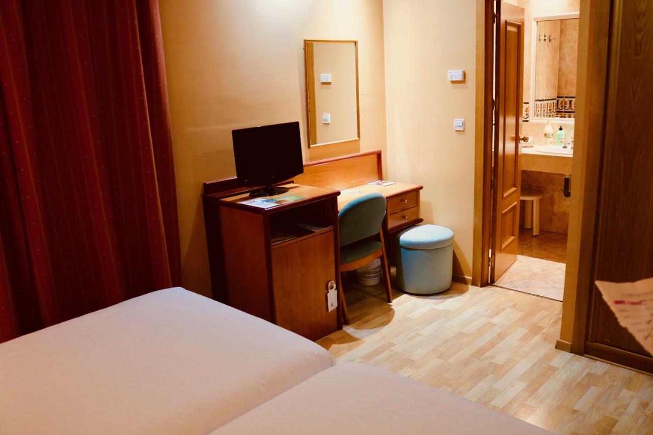Hotel Torrepalma Алькала-ла-Реаль Экстерьер фото